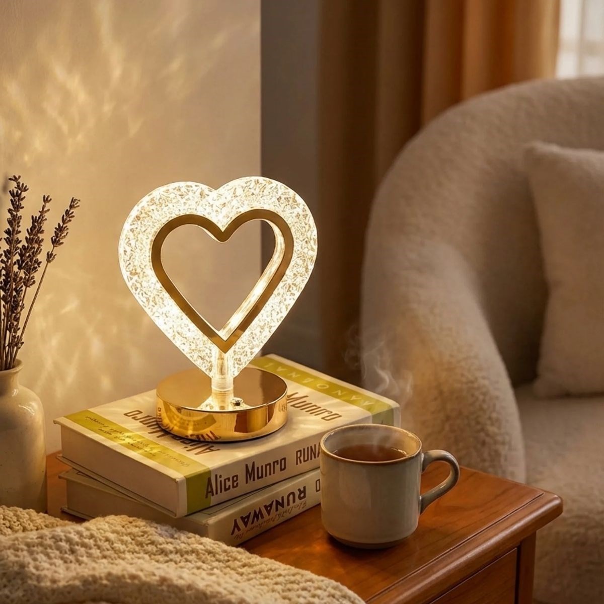 Kalp Şeklinde Kristal LED Masa Lambası – Dokunmatik, 3 Renk Işık Modlu, Şarjlı Mini Dekoratif Gece Lambası